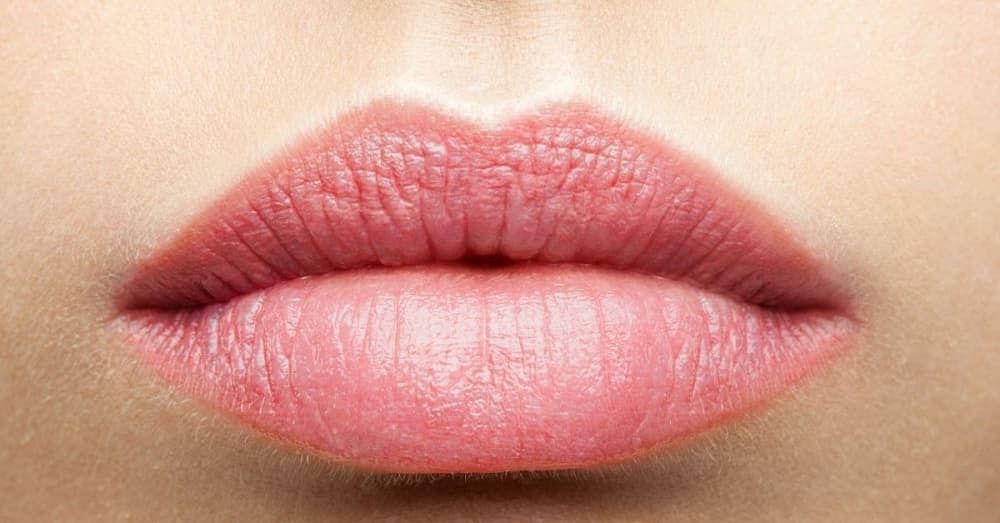 How To Get Pink Lips Naturally 13 Simple Home Remedies Bodywise